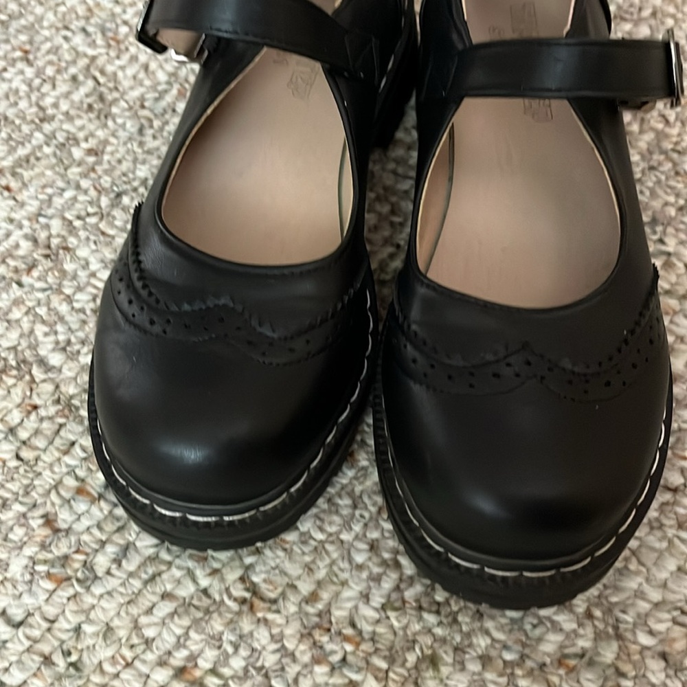 Black Women's Flats with Strap - Picture 2 of 5